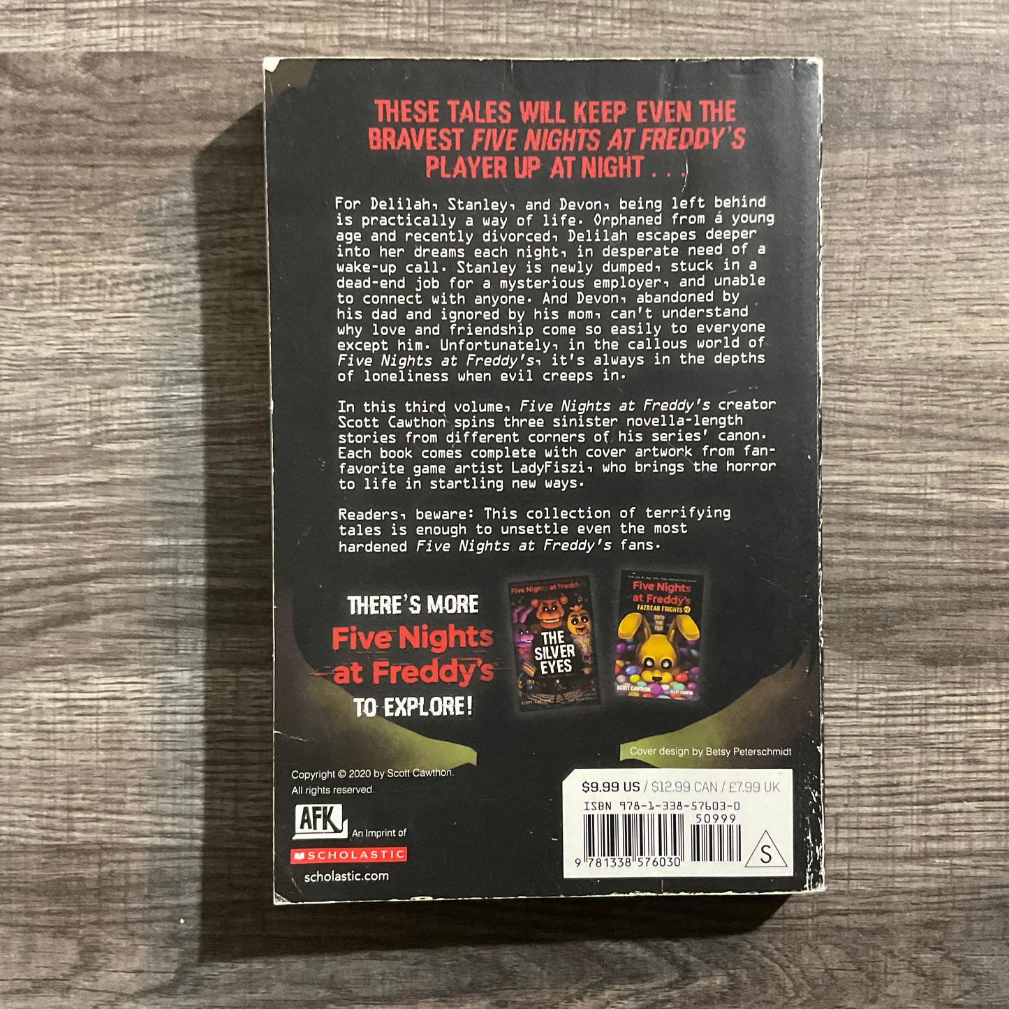 Five Nights at Freddy’s: Fazbear Frights by Scott Cawthon, Elley Cooper and Andrea Waggener