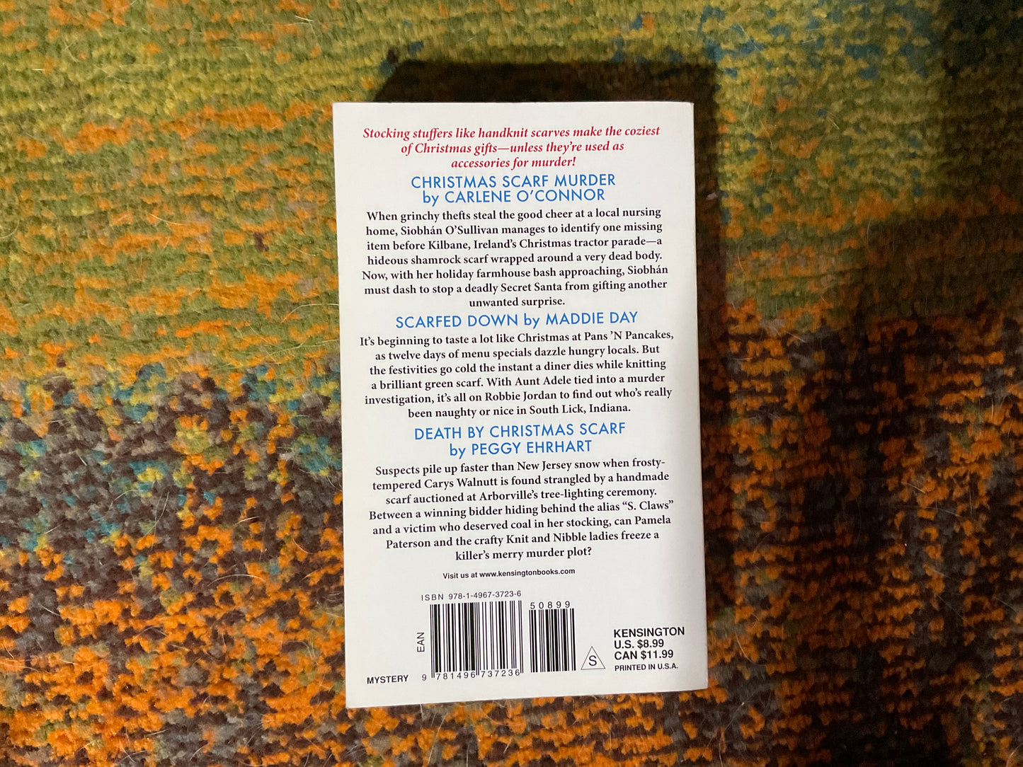 Christmas Scarf Murder by Carlene O’ Connor, Maddie Day and Peggy Ehrhart