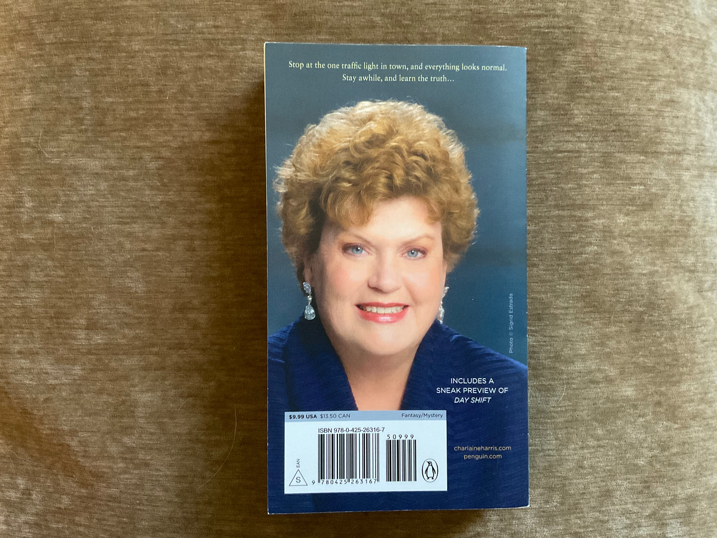 Midnight Crossroad by Charlaine Harris