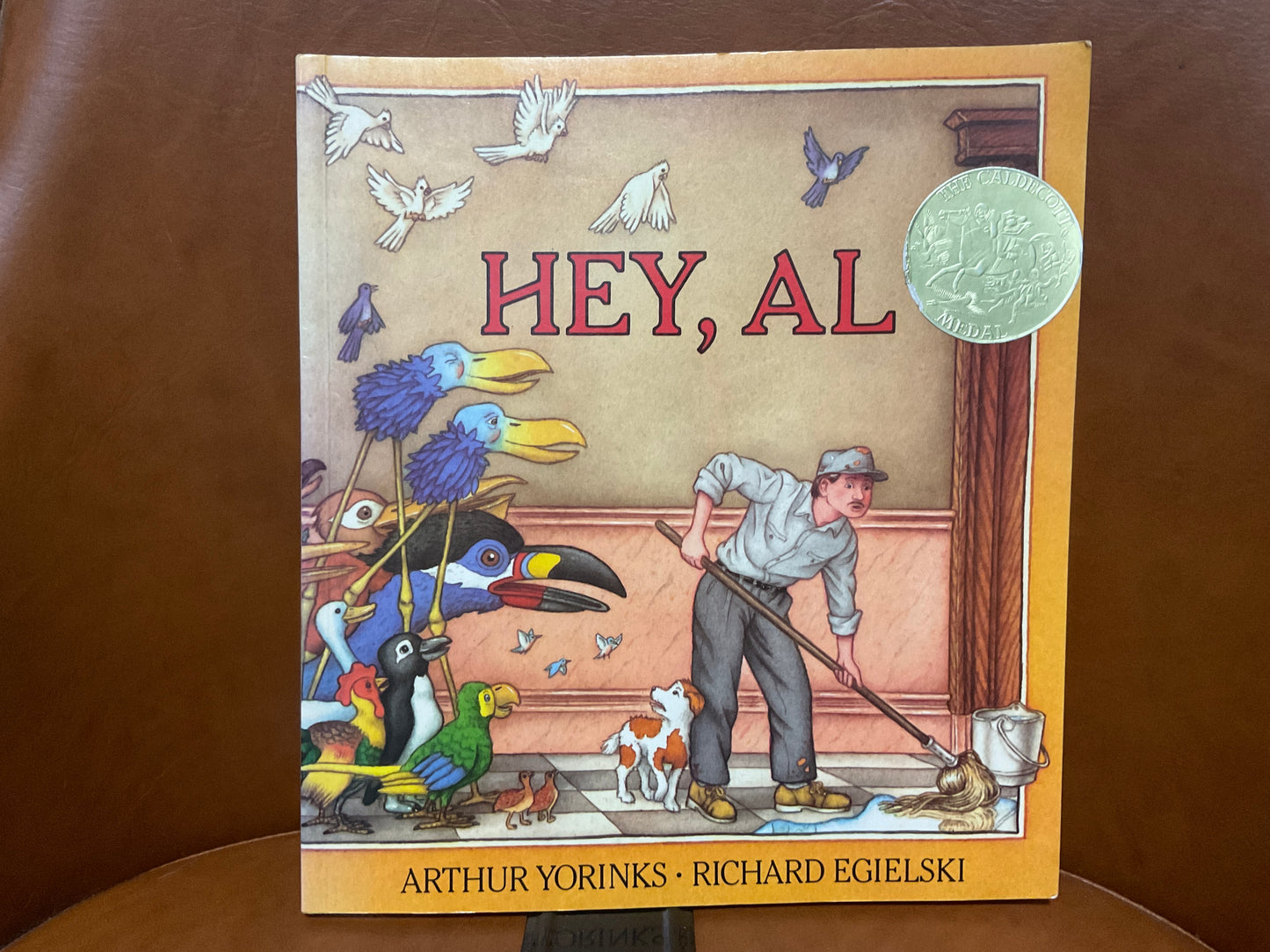 Hey, Al by Arthur Yorinks and Richard Egielski