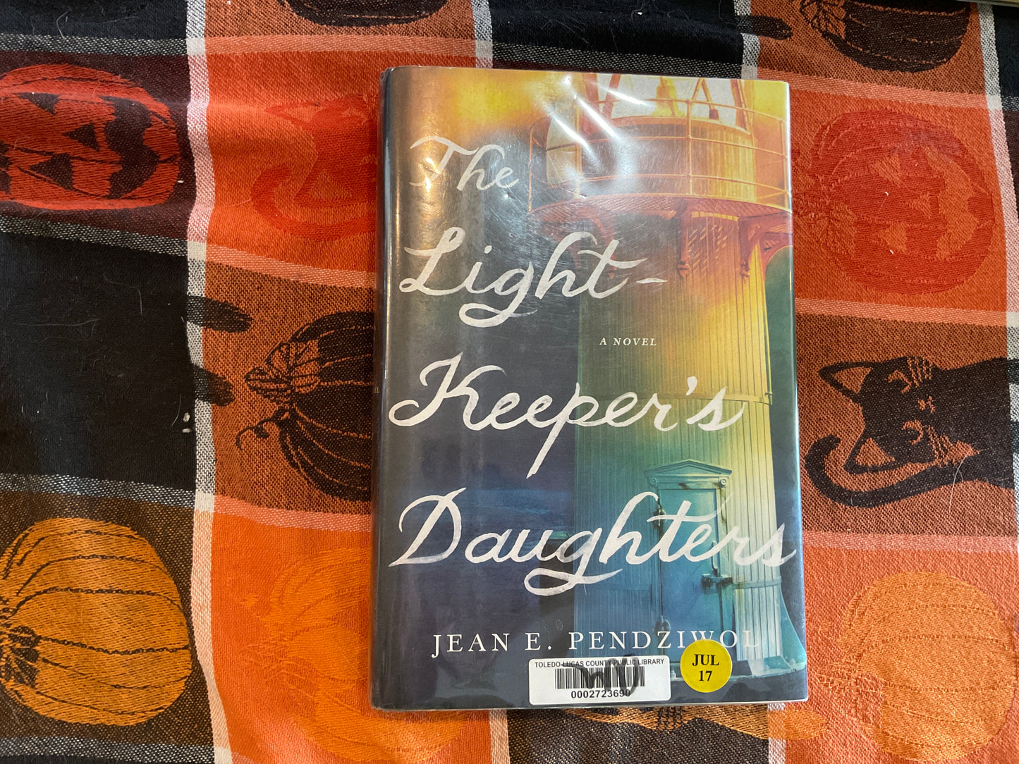 Light Keeper’s Daughter by Jean E. Pendziwol