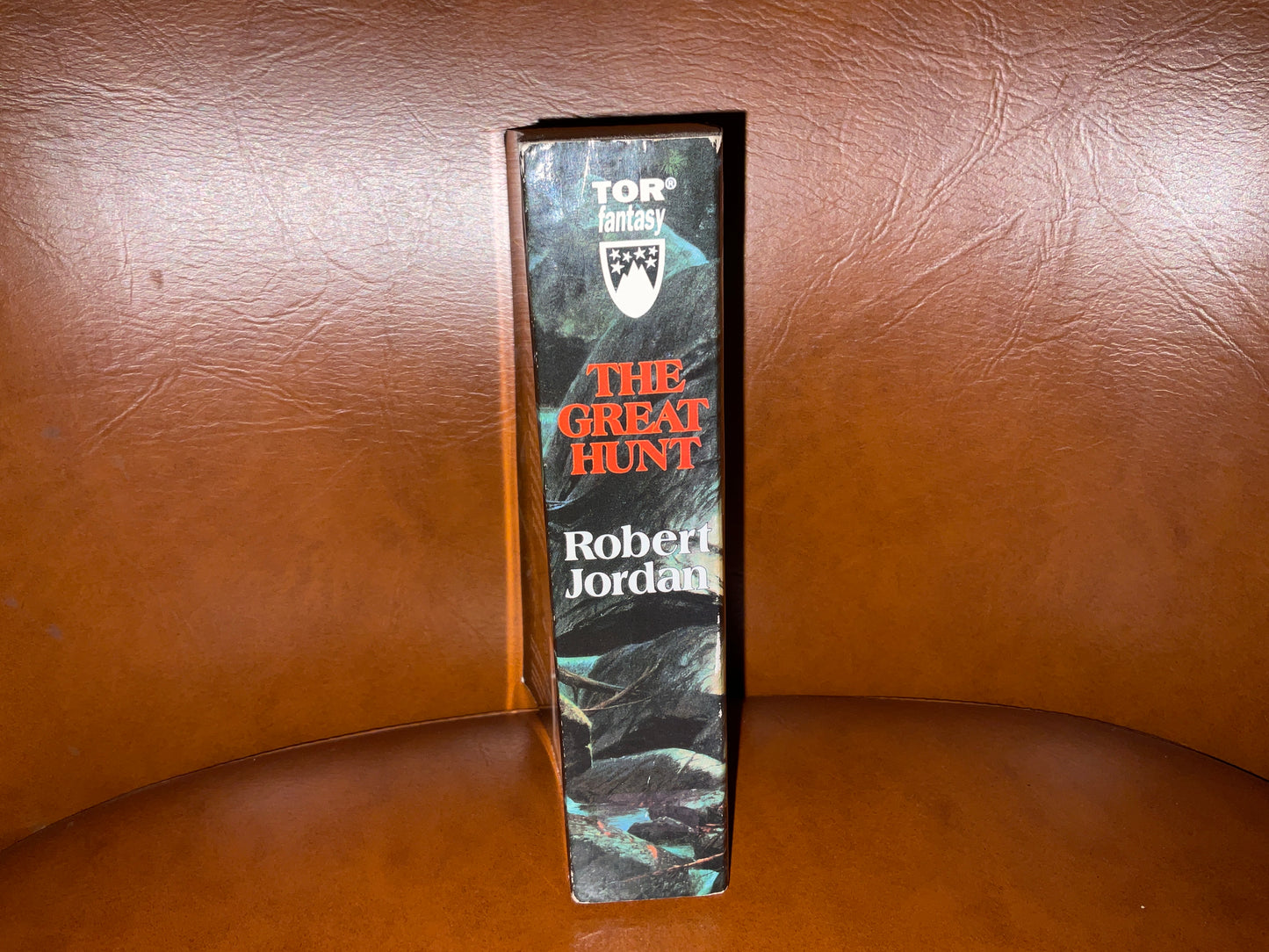 The Great Hunt by Robert Jordan