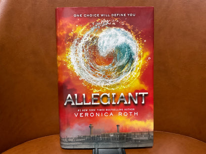 Allegiant by Veronica Roth (Divergent #3)