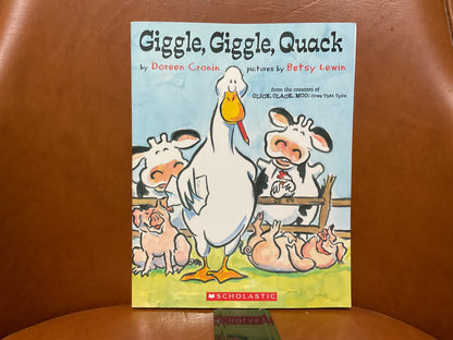 Giggle, Giggle, Quack by Doreen Cronin