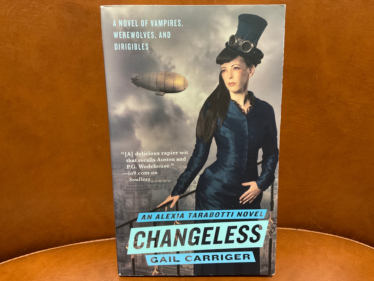 Changeless by Gail Carriger (An Alexia Tarabotti Novel)