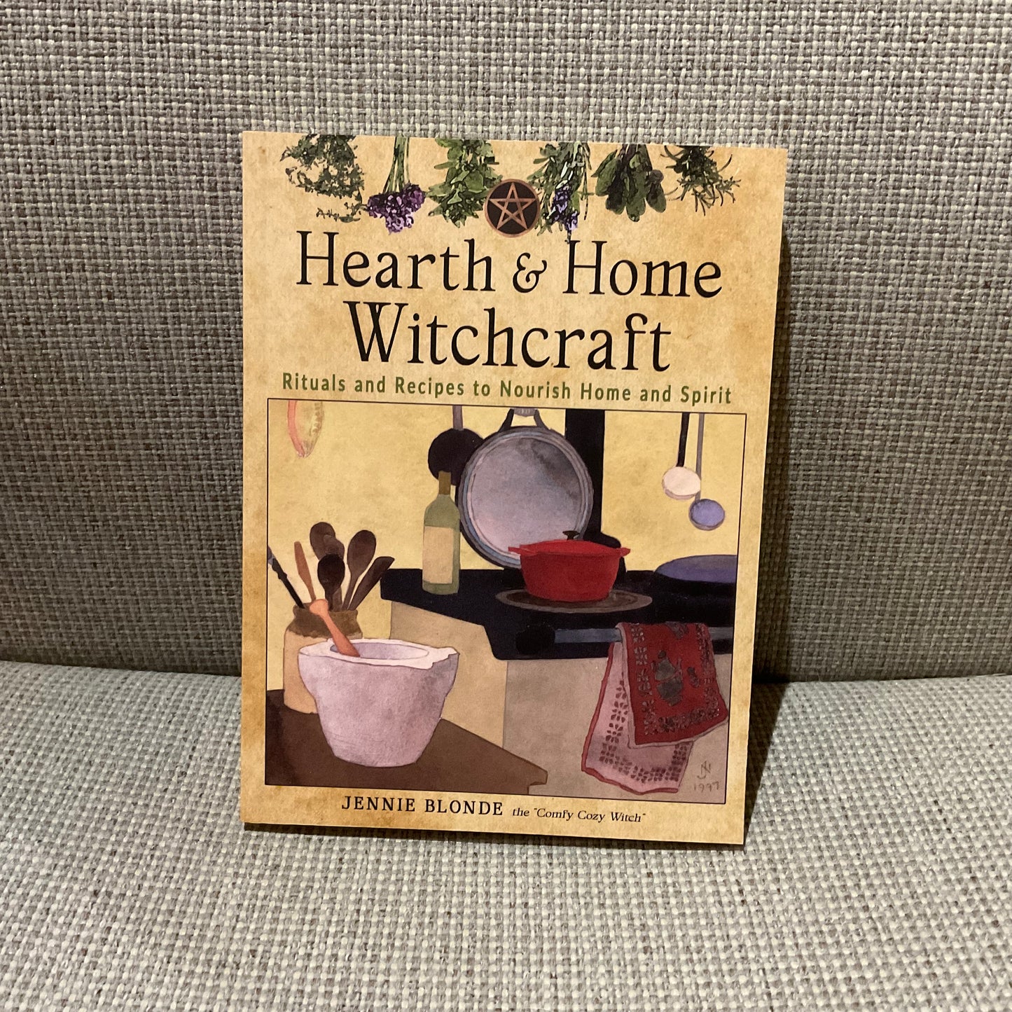 Heart & Home Witchcraft by Jennie Blonde