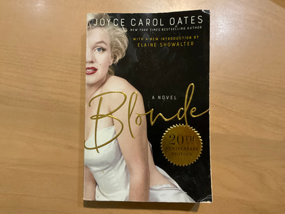 Blonde by Joyce Carol Oates