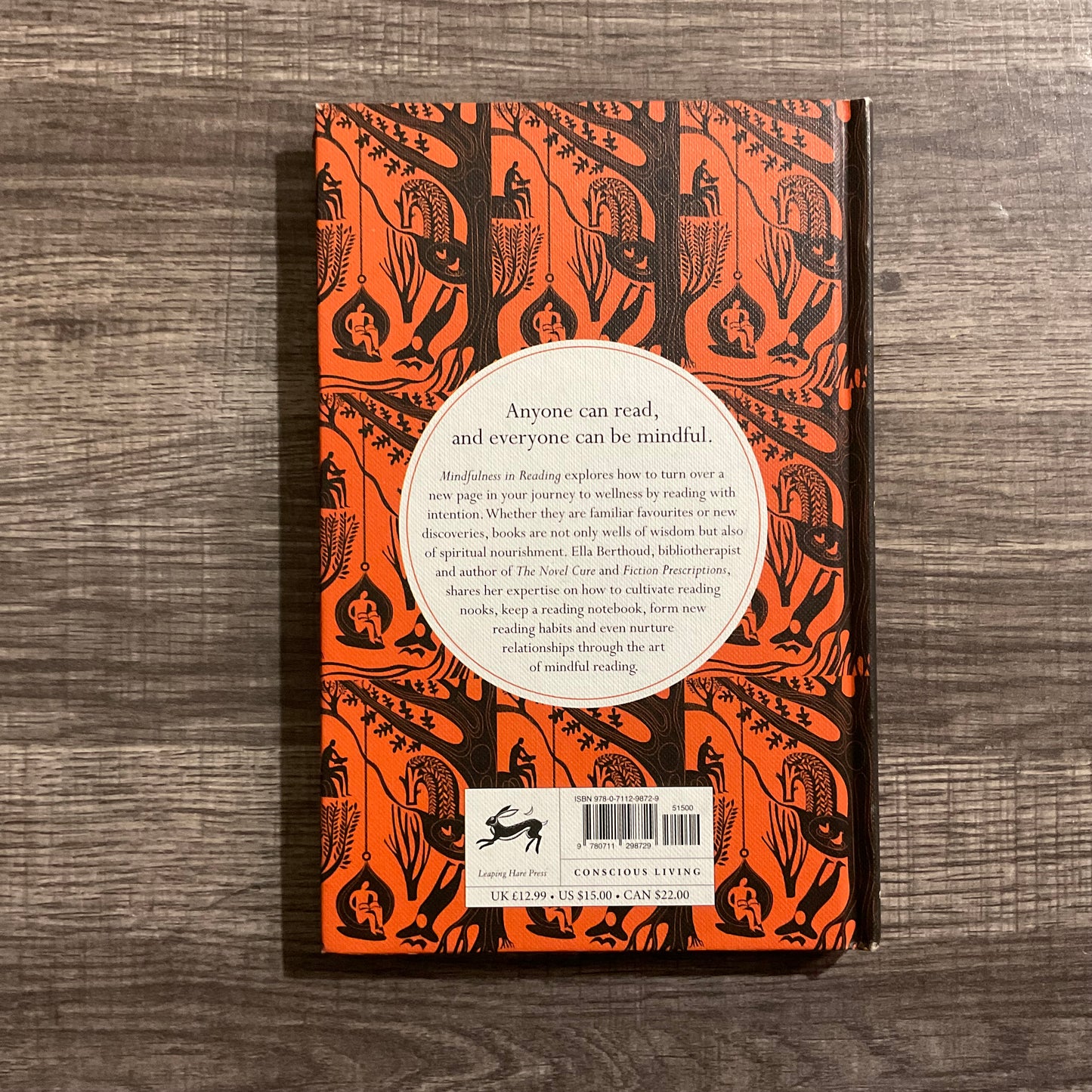 Mindfulness in Reading: Meditations on Words & Wisdom by Ella Berthoud