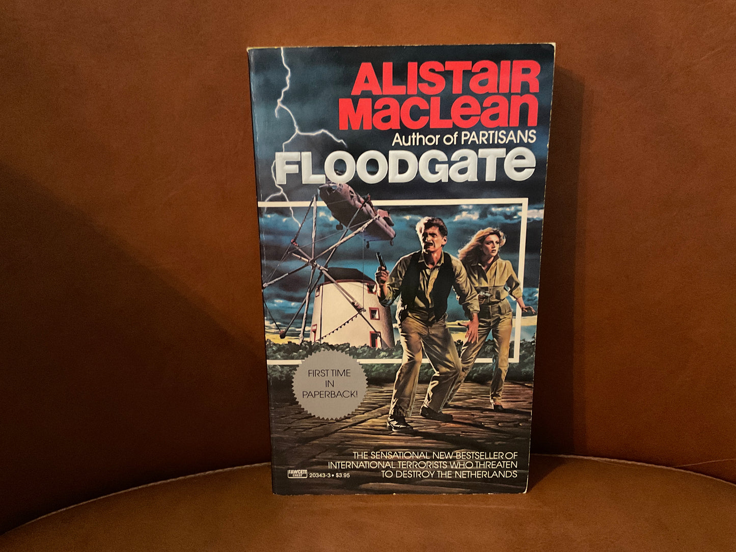 Floodgate by Alistair MacLean