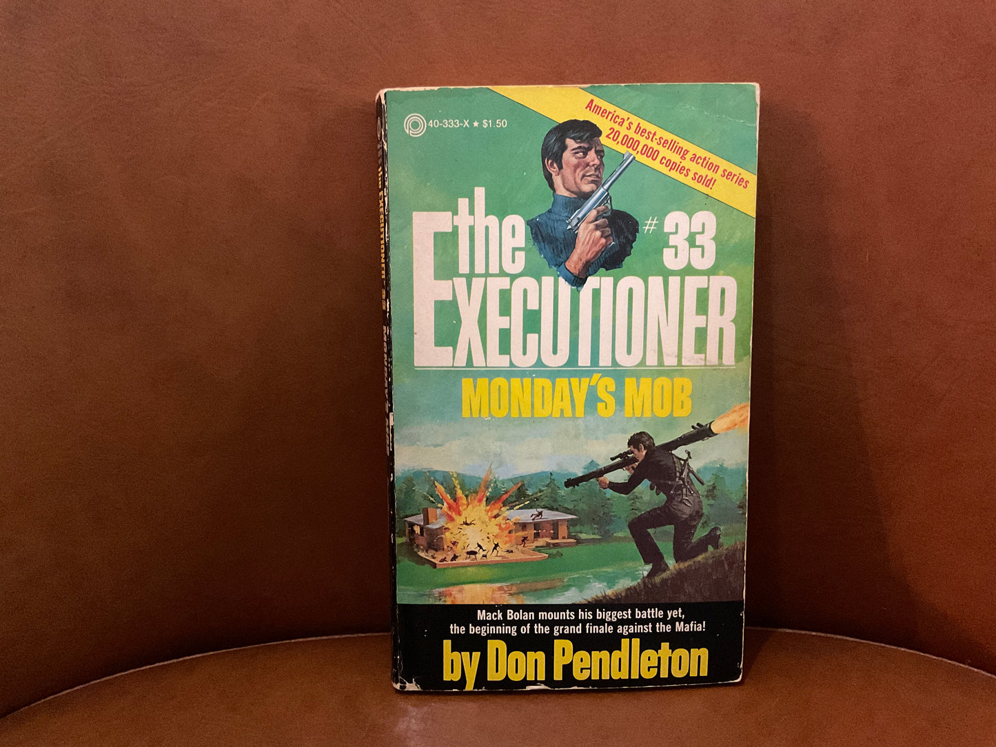 The Executioner #33: Monday’s Mob by Don Pendleton