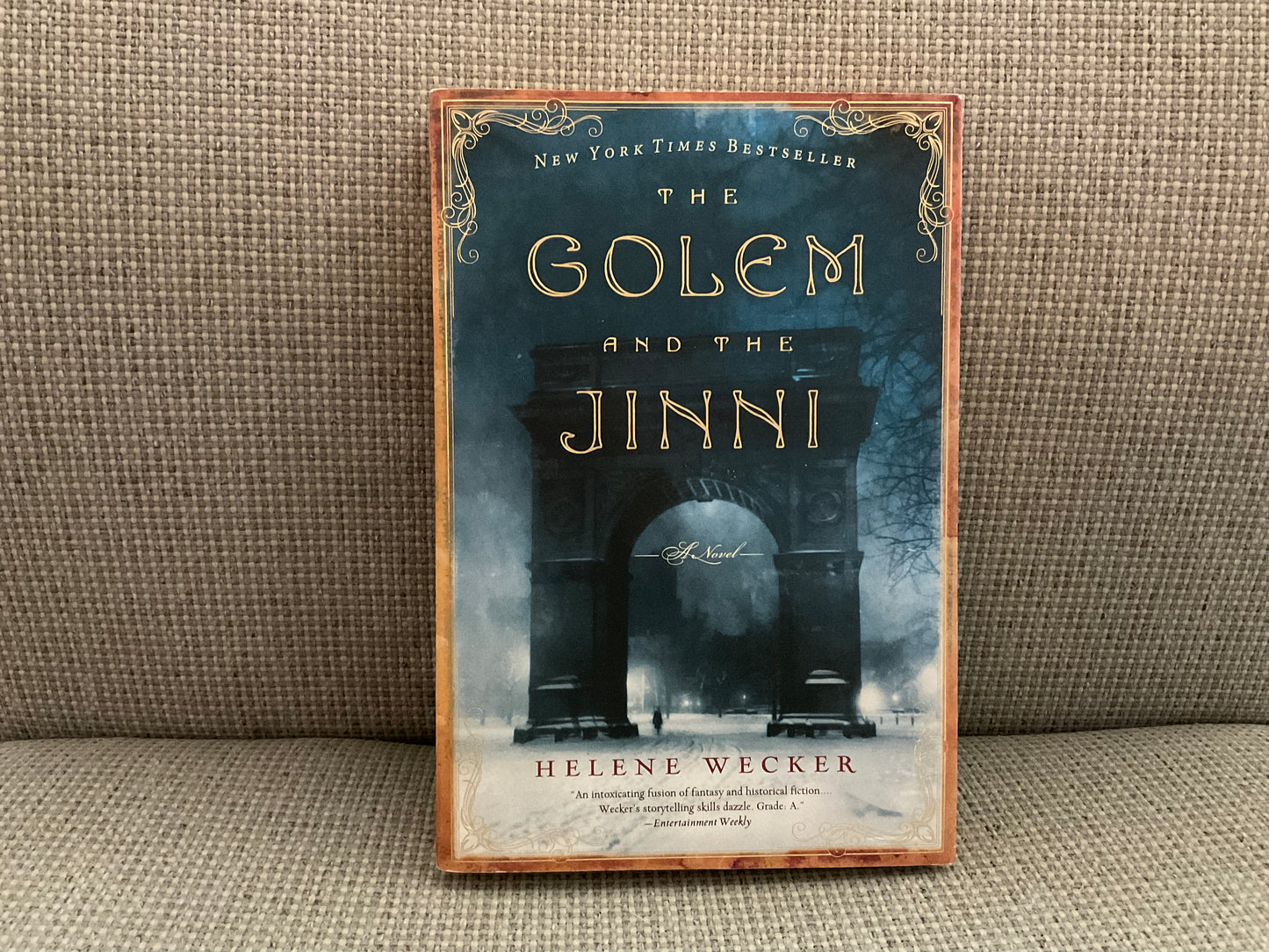 The Golem and the Jinni by Helen Wecker