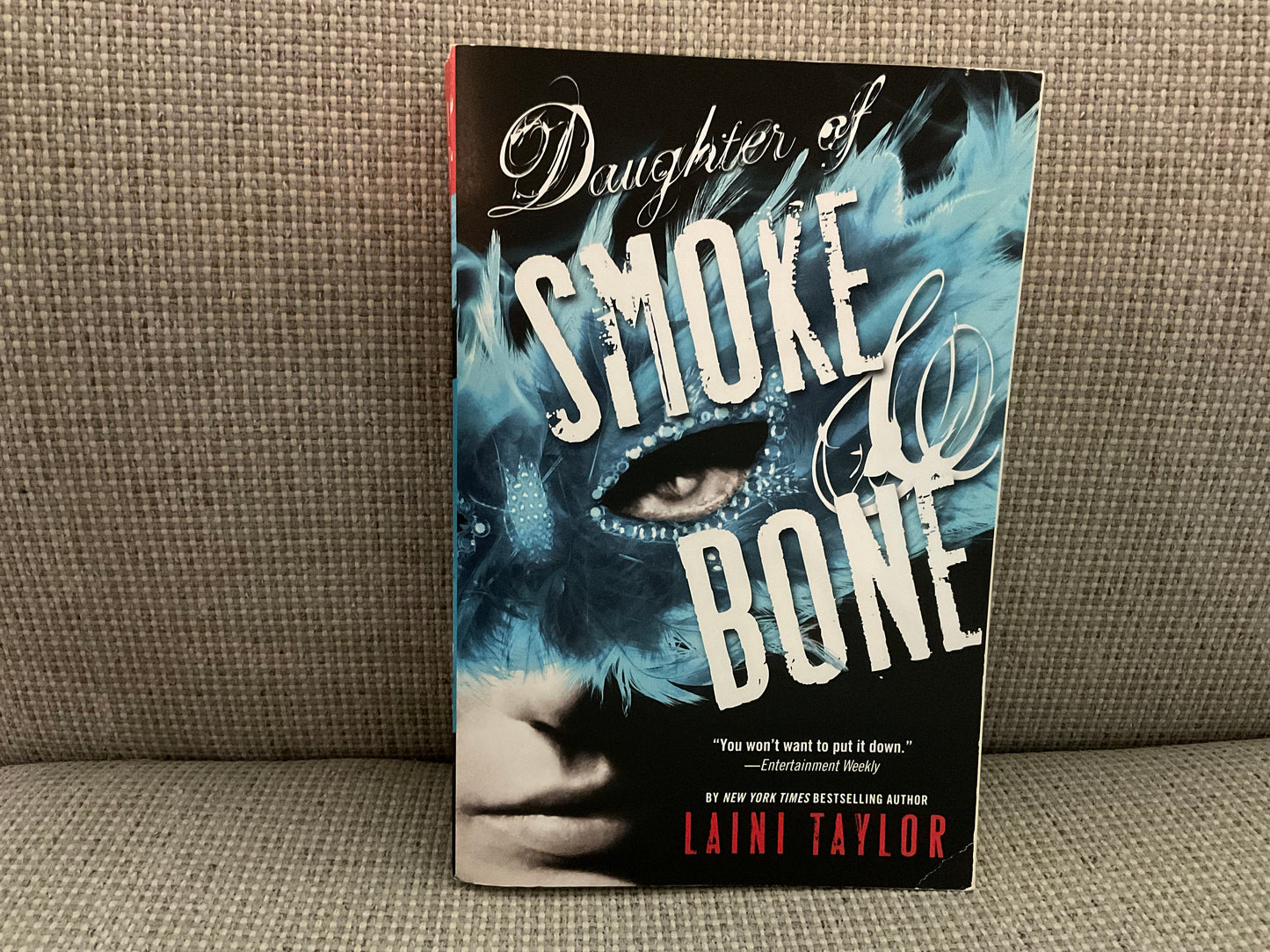 Daughter of Smoke & Bone by Laini Taylor