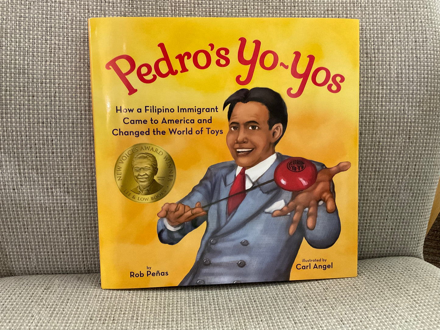 Pedro’s Yo-Yos by Rob Penas