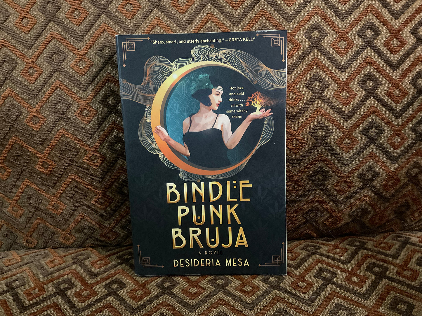 Bindle Punk Bruja by Desideria Mesa