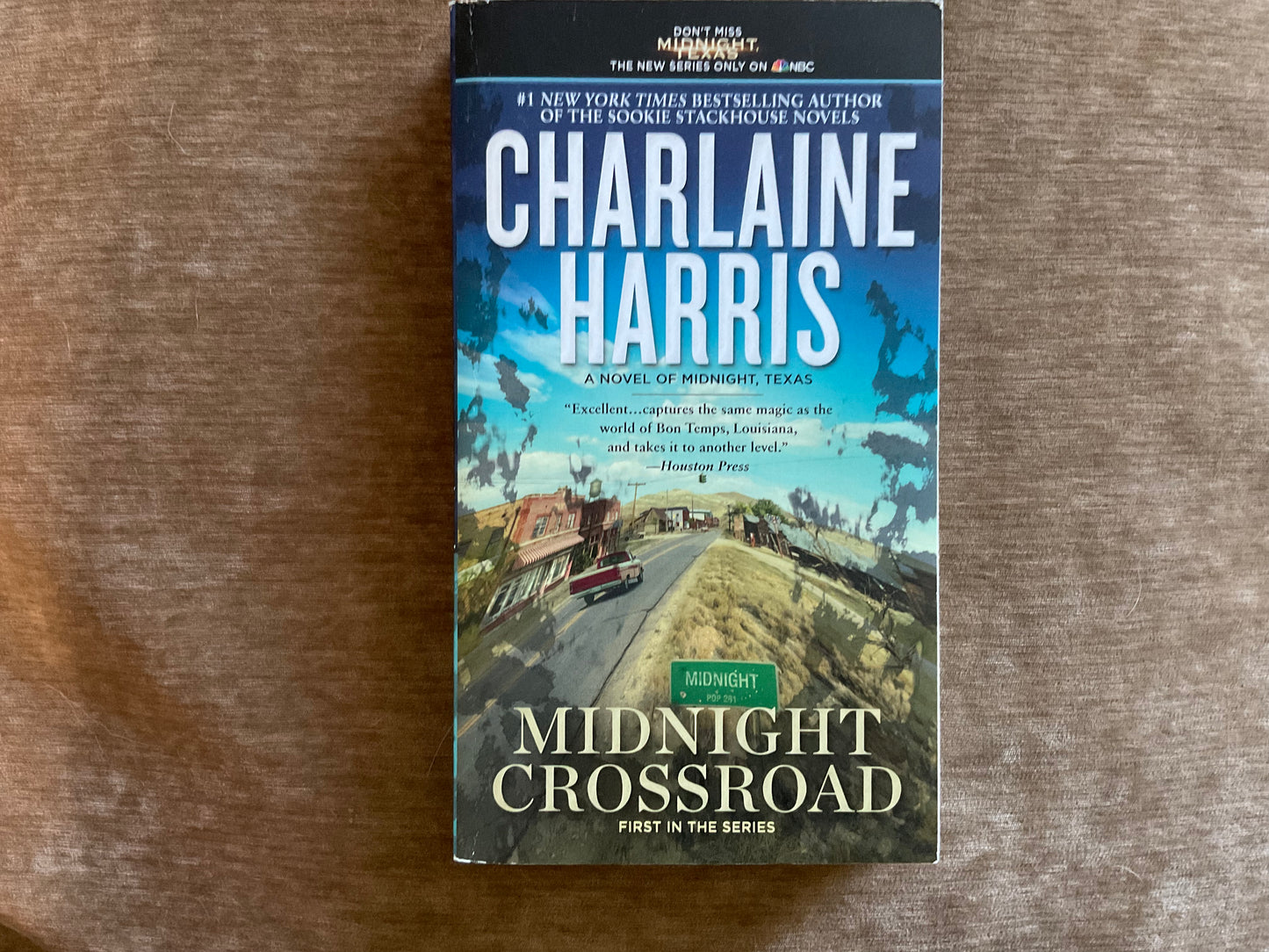 Midnight Crossroad by Charlaine Harris